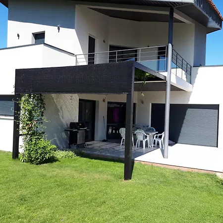 Contemporaine Villa *
